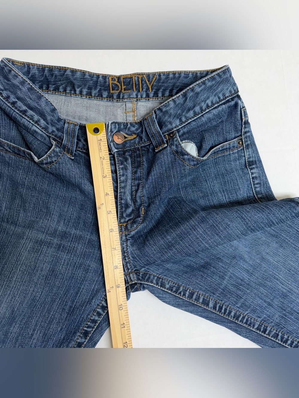 Kimes Ranch Betty Bootcut Denim Jeans Women’s Sz 6/32 Western Rodeo Medium Wash - Picture 13 of 15